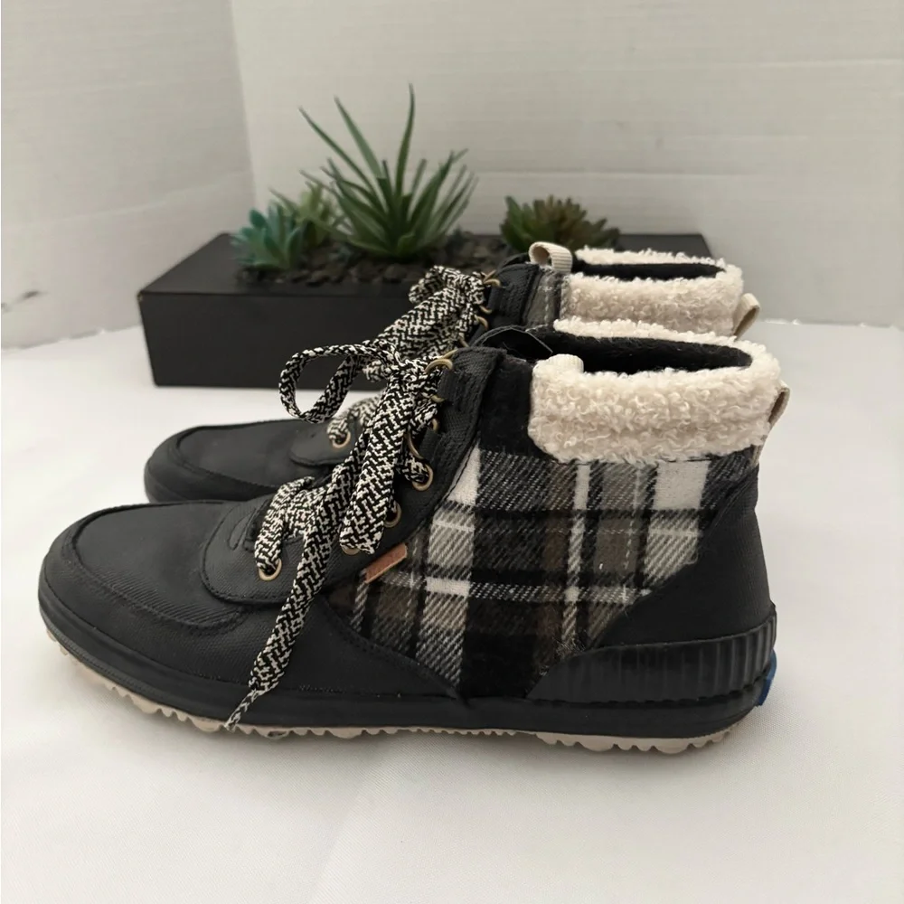 KEDS ANKLE HIGH SCOUT BOOTS FLEECE INSOLE RUBBER OUTSOLE COMFY SNEAKER BOOT SZ 8 - Picture 4 of 10